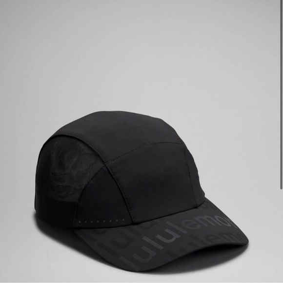 Fast and Free women’s run hat Elite. - Picture 3 of 5